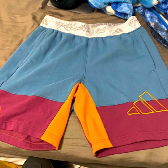 BRAND NEW SHORTS! Adidas shorts size Large. Crazy color way for summer 🔥🔥🔥